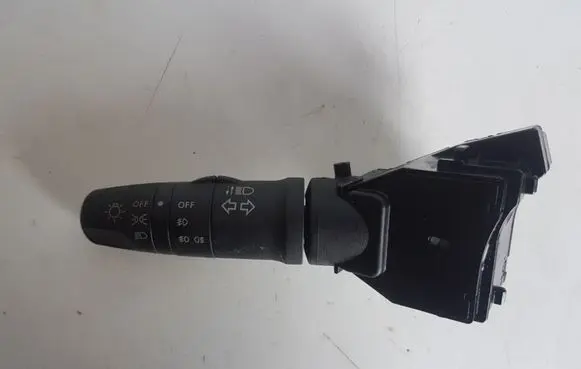 Nissan X-Trail T30 Indicator stalk 8H700 25540