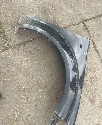 Nissan Pathfinder R51 Fender