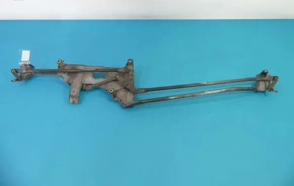 Front wiper linkage