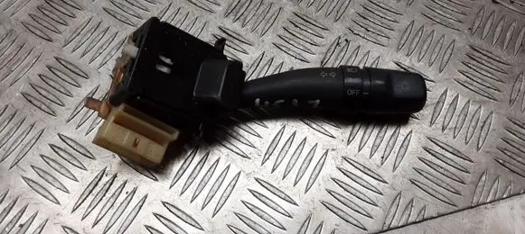 Steering wheel buttons/switches