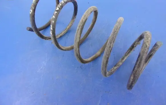 Renault 19 Front coil spring