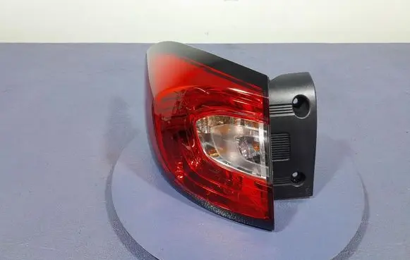 Renault Captur Rear/tail lights 265557367R