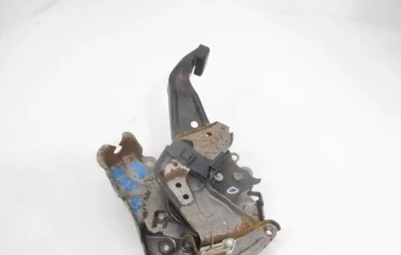 Jeep Grand Cherokee Handbrake interior bracket 