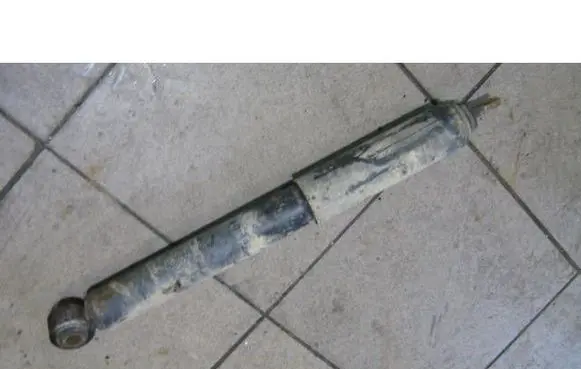 Mitsubishi Pajero Rear shock absorber/damper MD48976