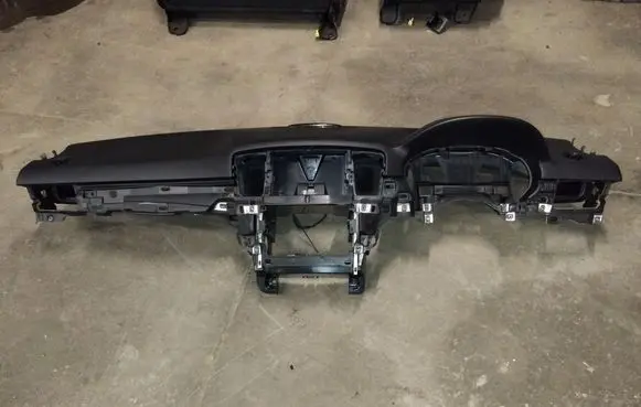 Mercedes-Benz ML W166 Dashboard NOCODE