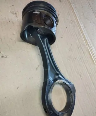 Jeep Grand Cherokee (WK) Connecting rod/conrod 