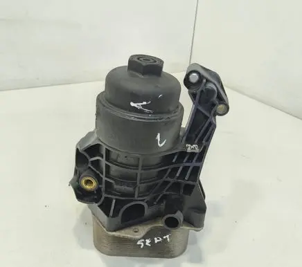 Seat Leon (5F) Oil filter mounting bracket 03N115389