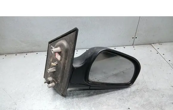 Hyundai Matrix Front door electric wing mirror 