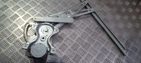 Toyota Auris 150 Sliding door window regulator with motor
