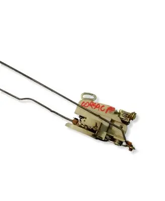 Opel Corsa C Front door lock 13107150
