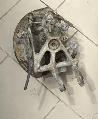 Citroen C5 Rear wheel hub