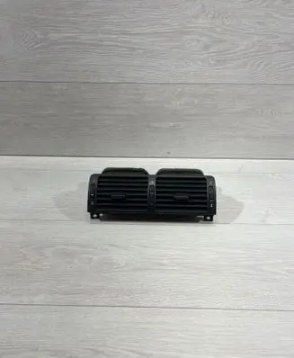 BMW 3 E46 Dash center air vent grill 8370742