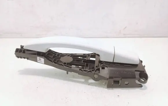 Opel Corsa E Front door exterior handle 13431996