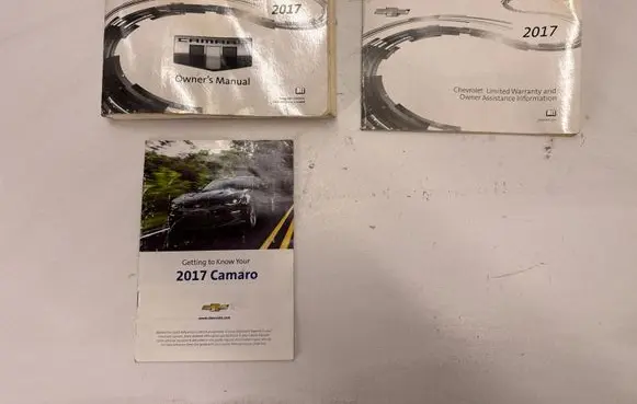 Chevrolet Camaro Owners service history hand book 23484739 23484739A