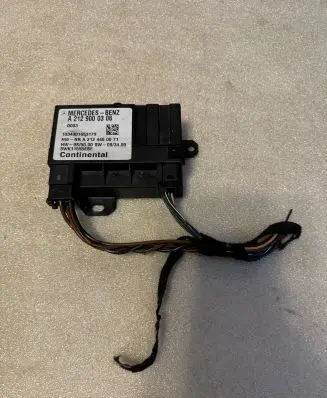 Mercedes-Benz E W212 Fuel injection pump control unit/module A2129000306 5WK11555EBF A2124460071