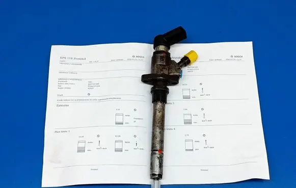 Peugeot 407 Fuel injector 9647247280