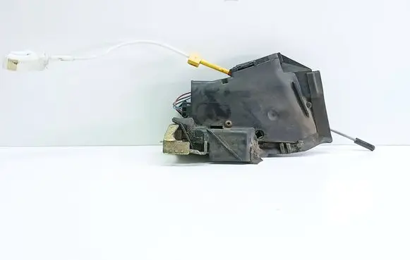 BMW 5 E39 Front door lock 40620751