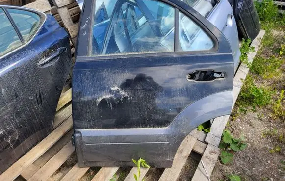 KIA Sorento Rear door NOCODE