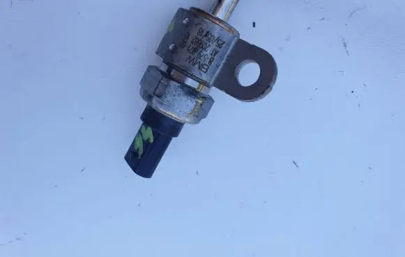 BMW 2 F46 Exhaust gas pressure sensor 8579971 20966210