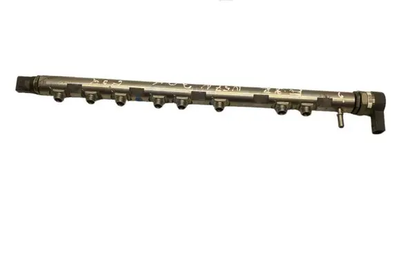 BMW 3 F30 F35 F31 Fuel main line pipe 7805423 0445216036 0281002949