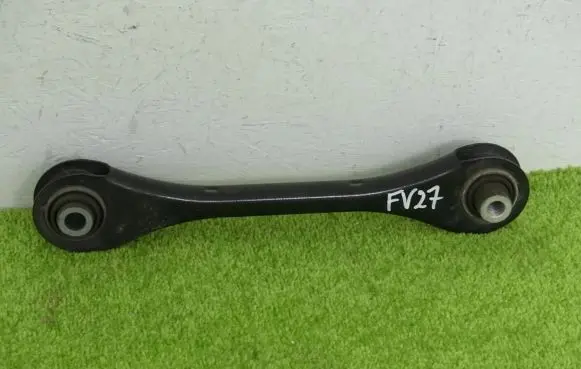 Volkswagen Golf VIII Rear control arm 5Q0501529G 5Q0501531C