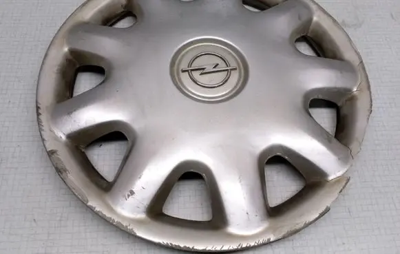 Opel Vectra B R15 wheel hub/cap/trim 90498213 90498214 90539441