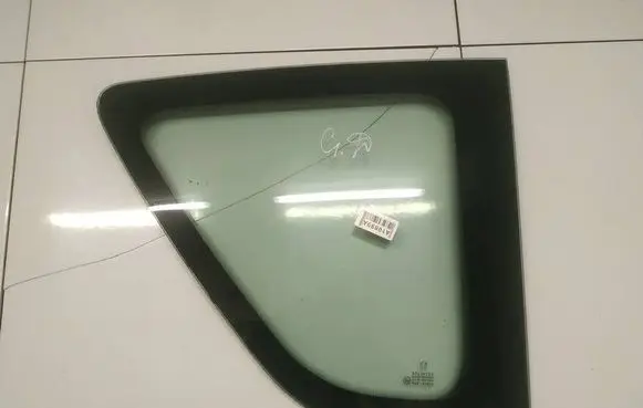Peugeot 1007 Rear side window as2