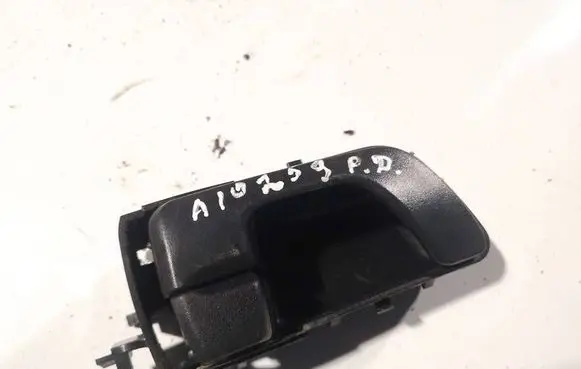 Mitsubishi Pajero Front door interior handle 