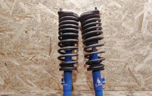 Nissan 240ZX, 280ZX, 300ZX Front shock absorber with coil spring