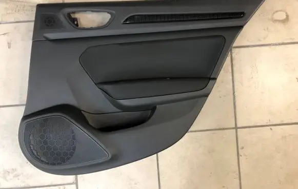 Renault Megane IV Rear door card panel trim 153001891