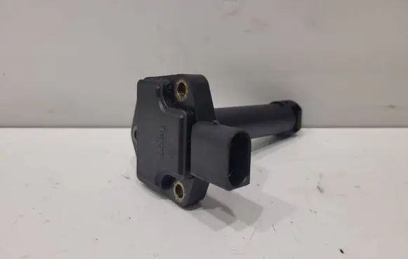 BMW 1 E81 E87 Oil level sensor 