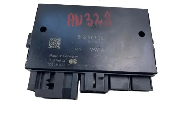 Volkswagen PASSAT B8 Tow bar trailer control unit/module 5H2907383