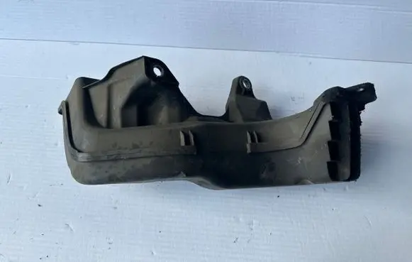 Renault Trafic III (X82) Air intake duct part 