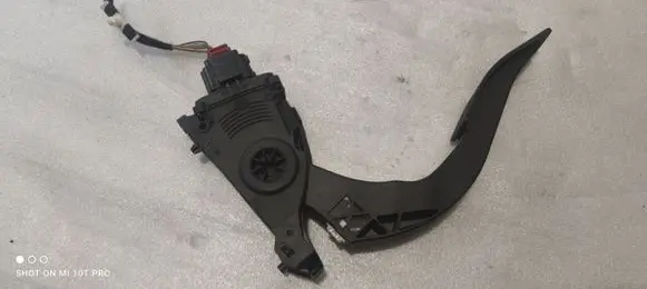 Audi S5 Accelerator throttle pedal 4H1723523
