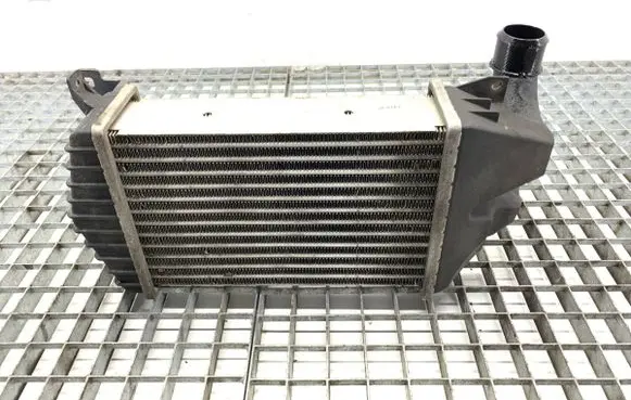 Opel Astra H Intercooler radiator 13213402