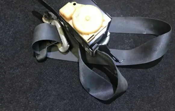 Honda Jazz Rear seatbelt