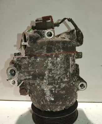 Skoda Fabia Mk1 (6Y) Air conditioning (A/C) compressor (pump) 6Q0820803J