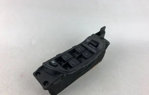 Subaru Legacy Electric window control switch 