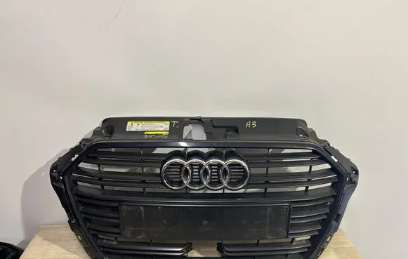 Audi A3 S3 8V Front bumper upper radiator grill 8V3853651AB