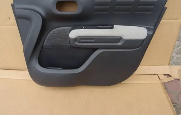Citroen C3 Aircross Front door card panel trim