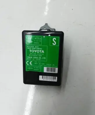 Toyota Auris 150 Door central lock control unit/module 8974002010