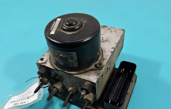 Volvo V70 ABS Pump P08671223 IMPRK1438880