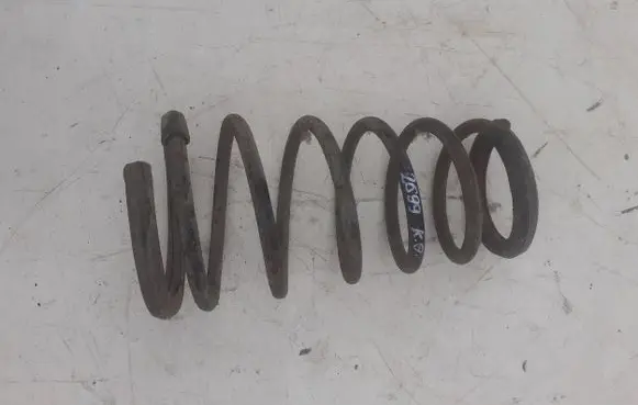 Ford Cougar Rear coil spring 1047199