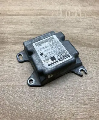 Renault Scenic I Airbag control unit/module 8200117652A 600639500