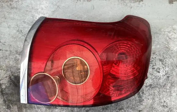 Toyota Avensis T250 Rear/tail lights