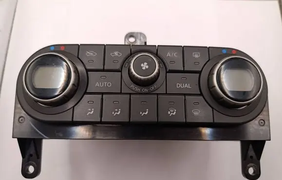 Nissan Qashqai Climate control unit 27500JD40C C8111
