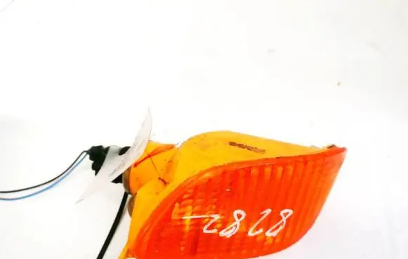 Ford Focus Front indicator light XS4X13369A XS4X-13369A