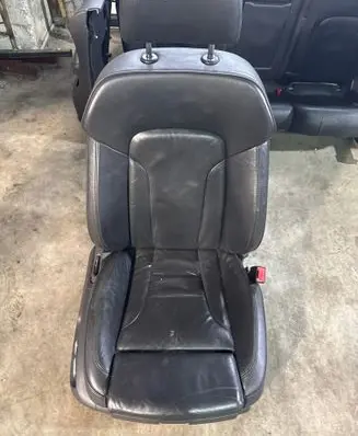 Audi Q7 4L Front passenger seat 