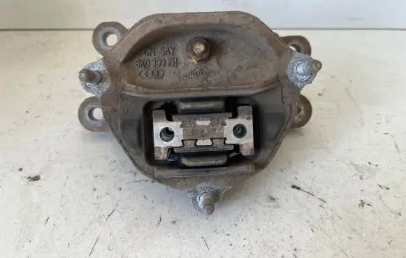 Audi Q5 SQ5 Engine mount bracket 8K0399151