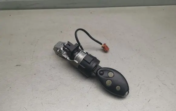 Citroen C5 Ignition lock 9648445180